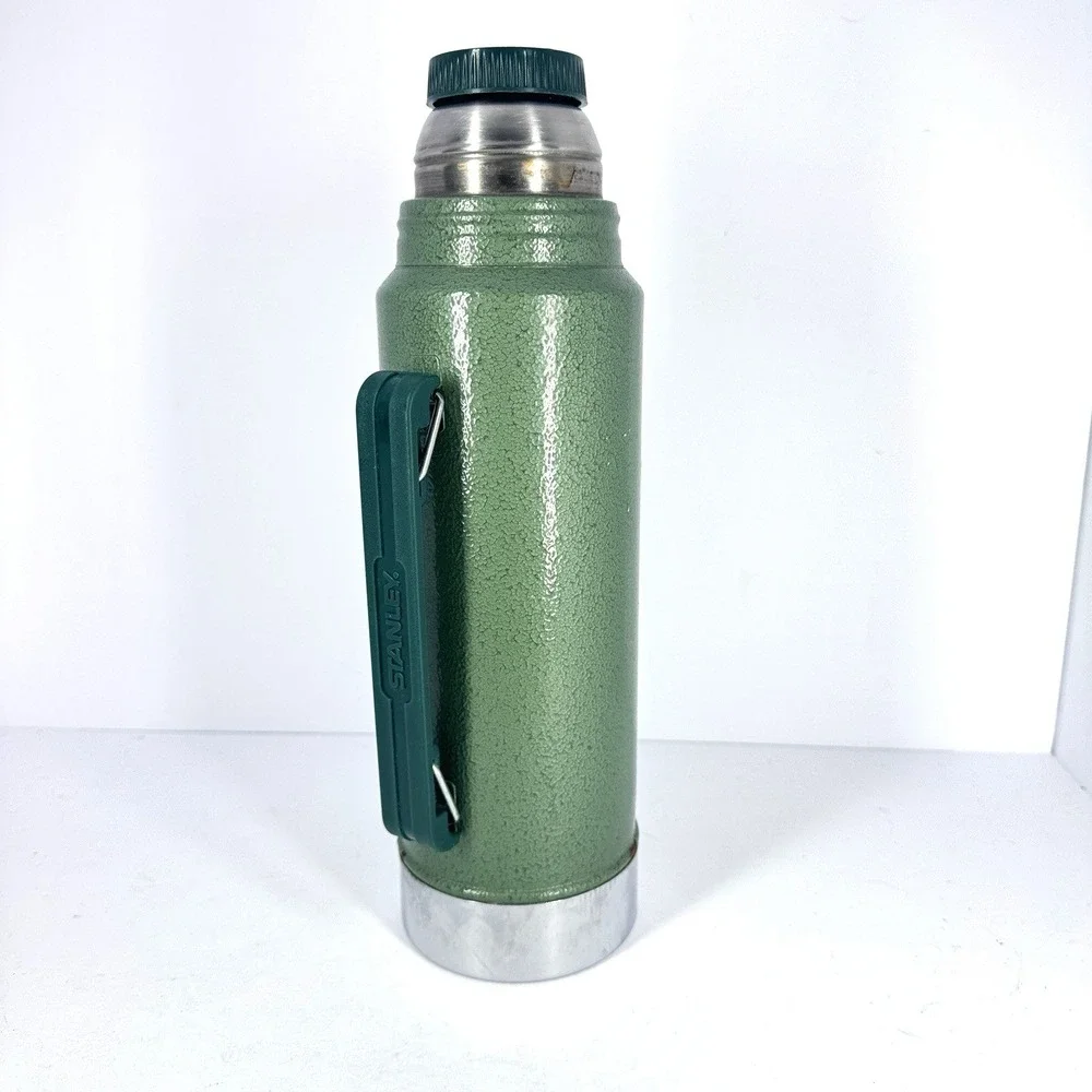 Stanley Classic Green Hammertone Vacuum Thermos Bottle 1 Qt Steel READ - Picture 4 of 13
